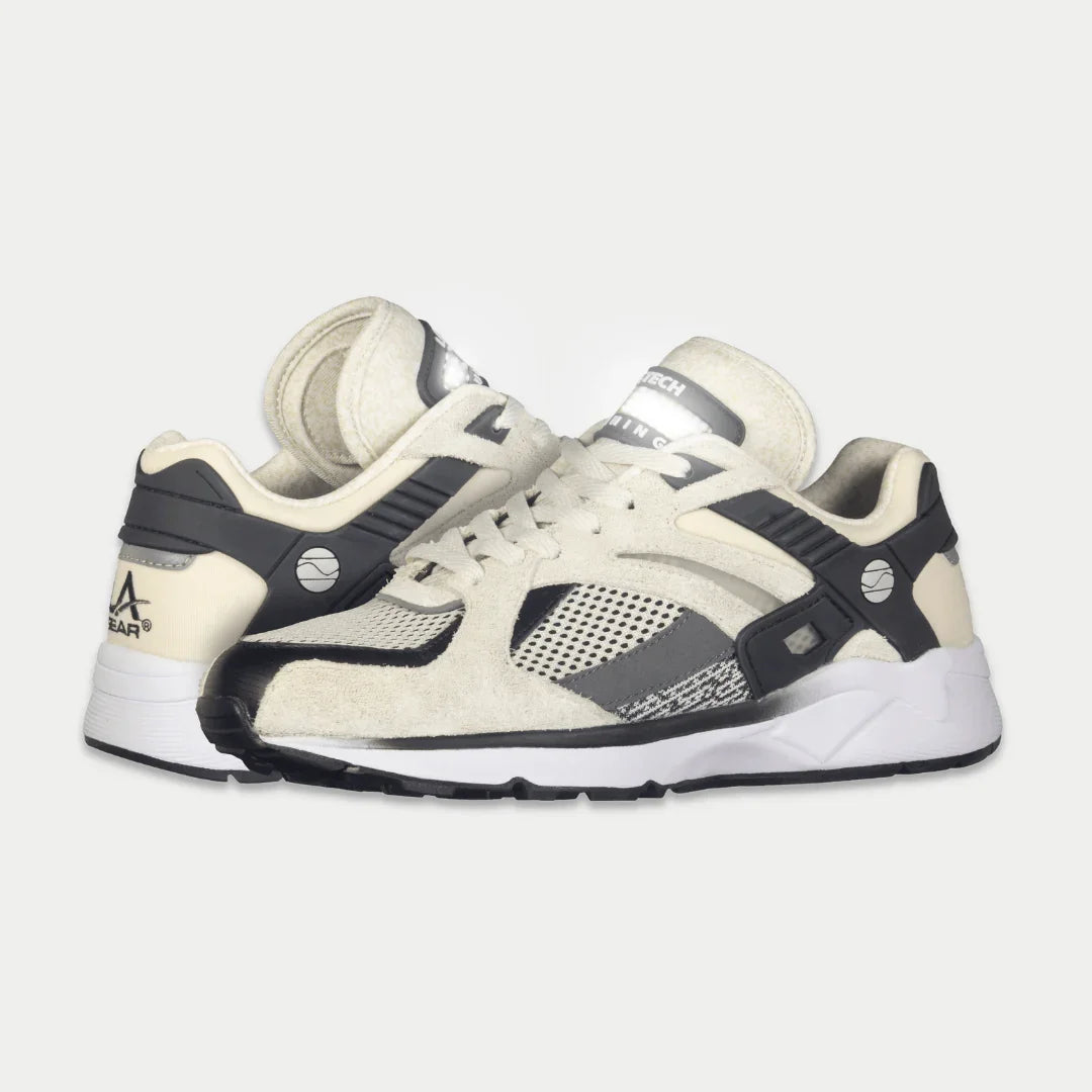 LA GEAR WOMEN'S LOWTOP CATAPULT